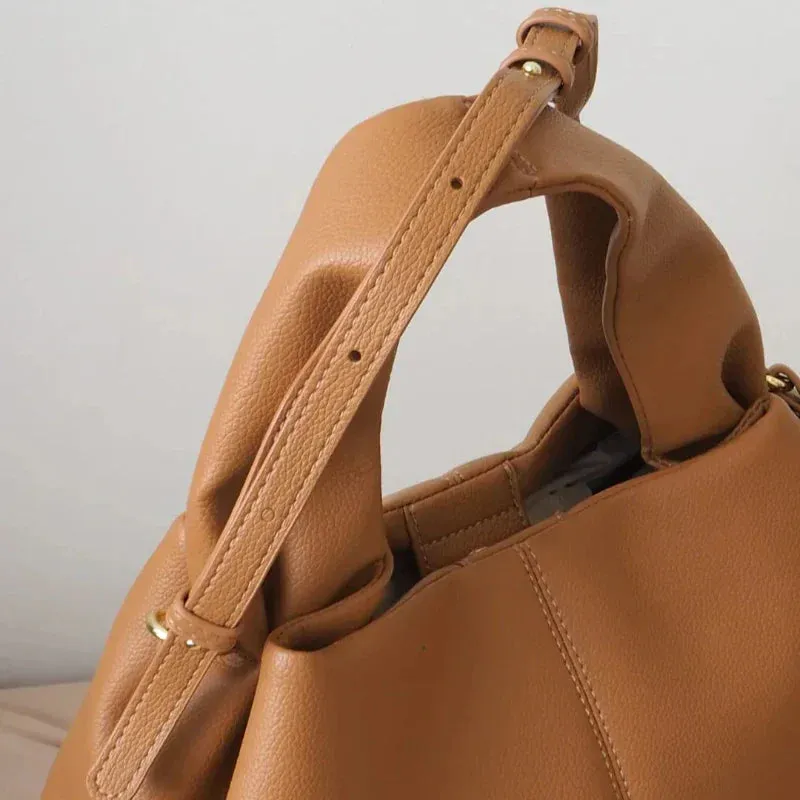 Elegant Vegan Leather Handbag - Luxurious Everyday Tote with Gold Accents and Spacious Interior