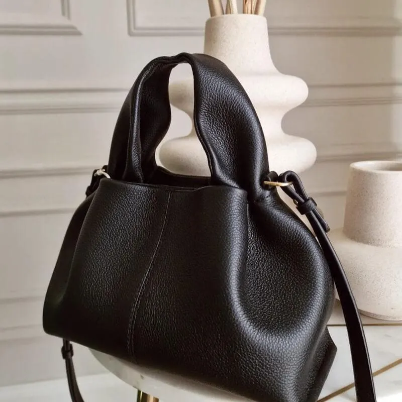 Elegant Vegan Leather Handbag - Luxurious Everyday Tote with Gold Accents and Spacious Interior