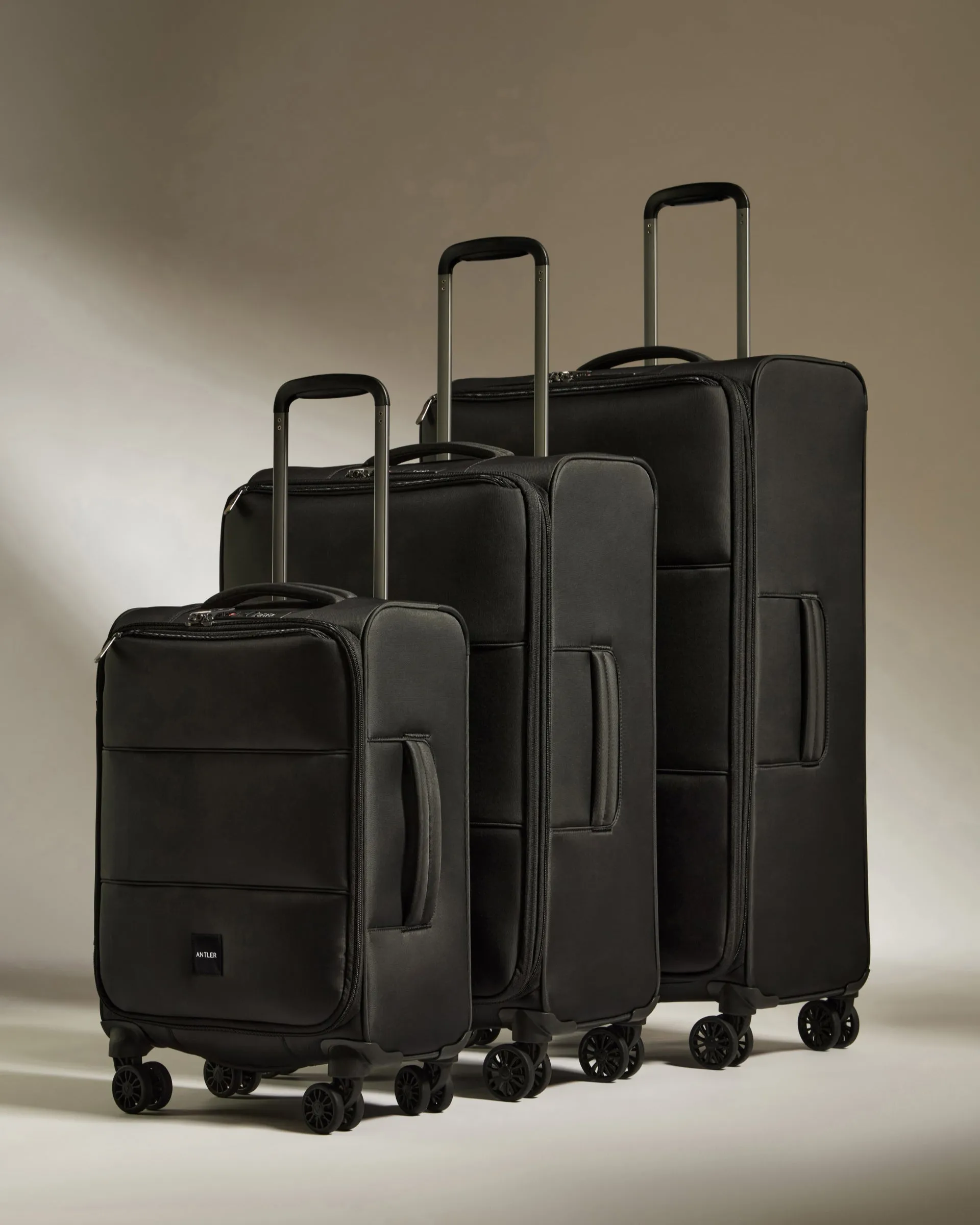 Lightest Luggage Set in Black - Soft Stripe