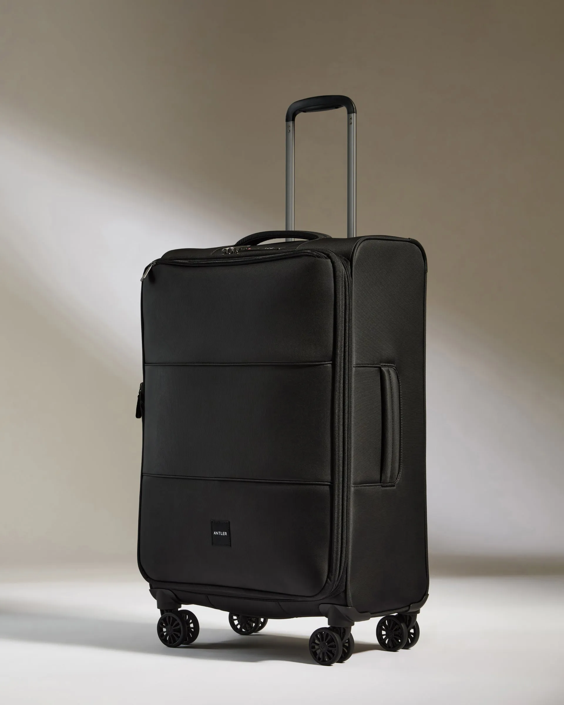 Lightest Luggage Set in Black - Soft Stripe