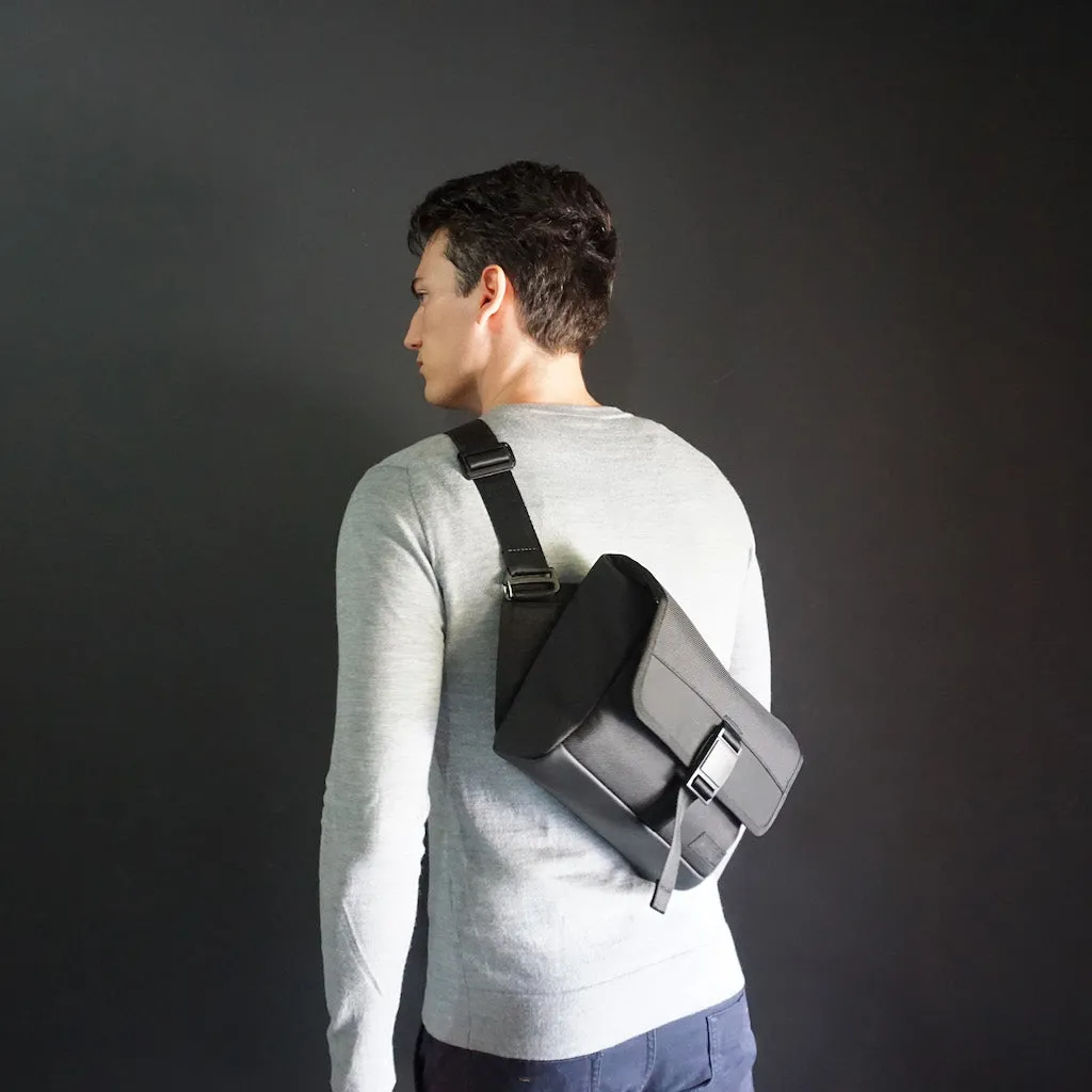 Modern Dayfarer Sling (8L)